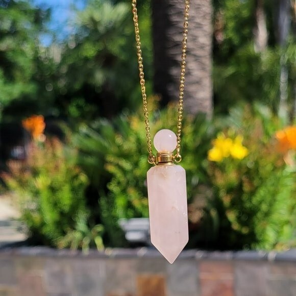 Rose Quartz Crystal Perfume Pendant - Picture 2 of 2